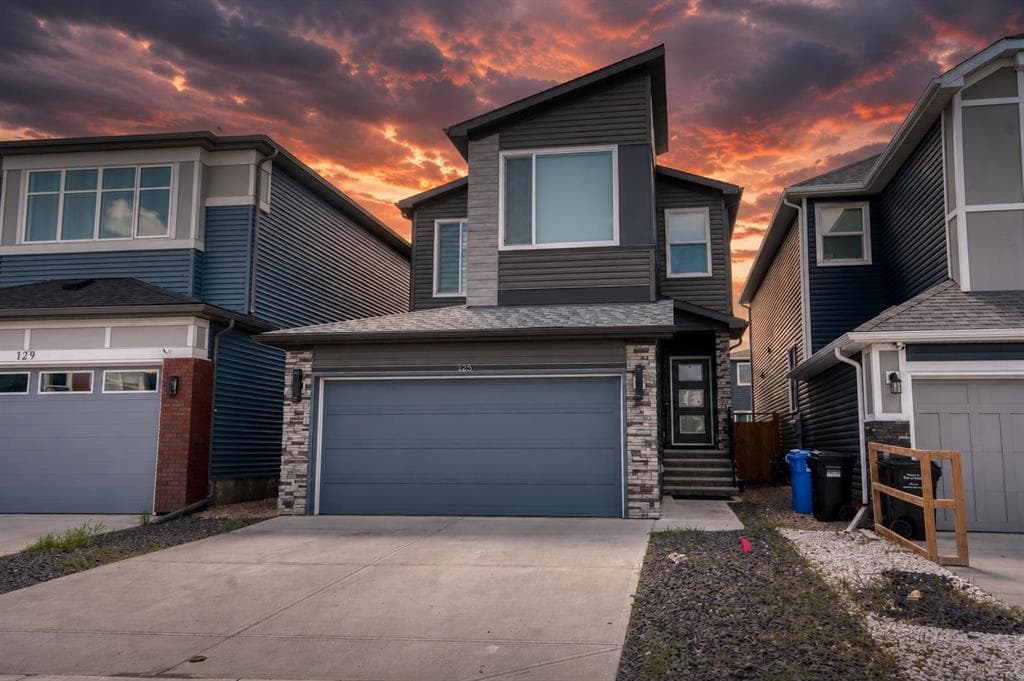 4-bed Detached for sale at 125 Belmont Villas SW, Calgary