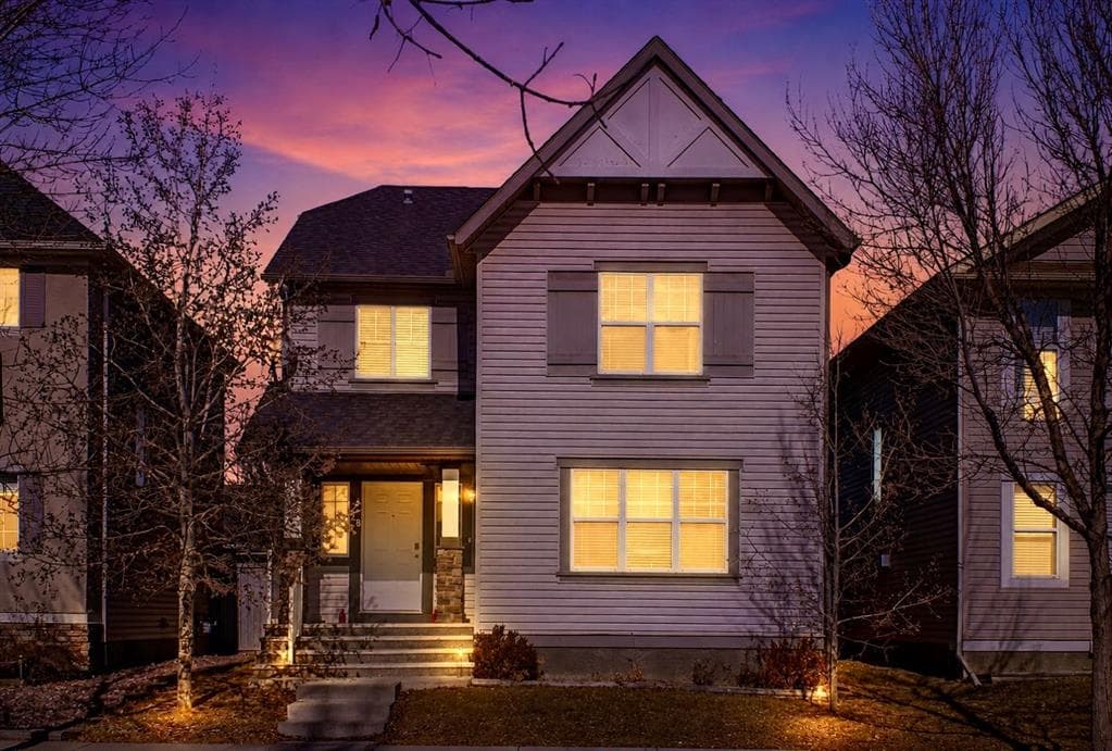 4-bed Detached for sale at 28 Elgin View SE, Calgary
