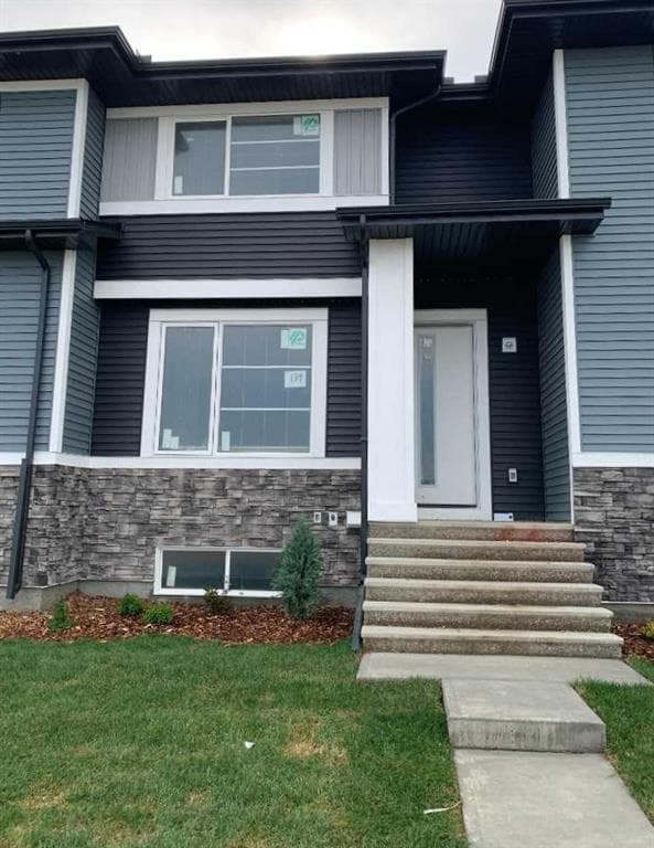 3-bed Townhouse for sale at 139 Ambleridge Street NW, Calgary