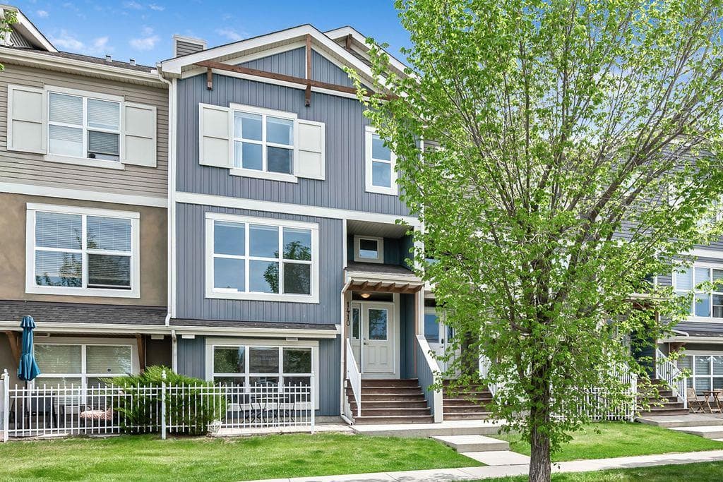 2-bed Townhouse for sale at 1410, 10 Auburn Bay Avenue SE, Calgary