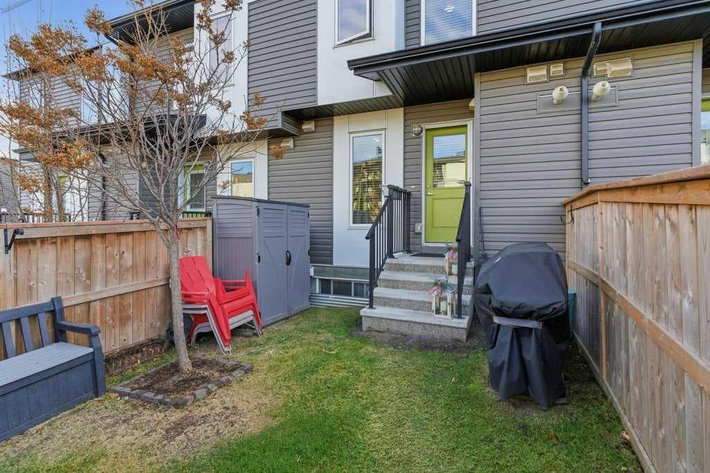2-bed Townhouse for sale at 410, 338 Seton Circle SE, Calgary