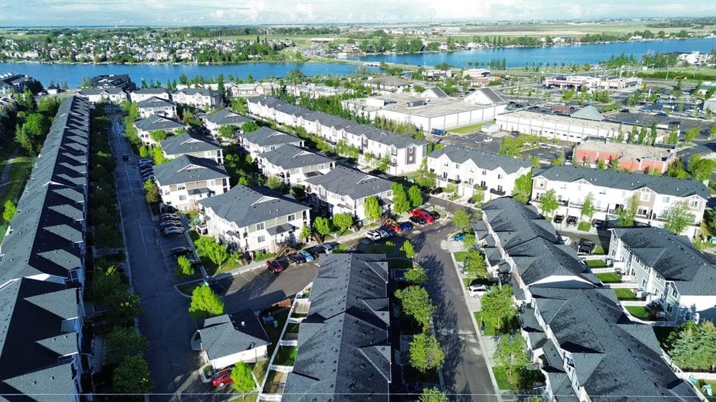 3-bed Townhouse for sale at 115, 300 Marina Drive, Chestermere