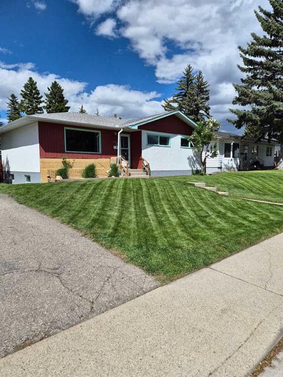 5-bed Detached for sale at 126 Springwood Drive SW, Calgary