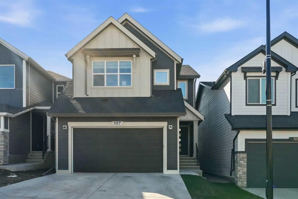 3-bed Detached for sale at 107 Versant View SW, Calgary