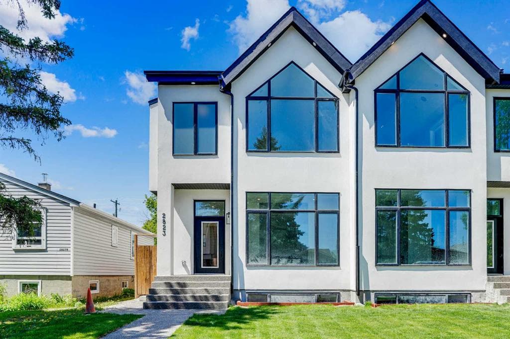 5-bed Semi-detached for sale at 2821 29 Street SW, Calgary