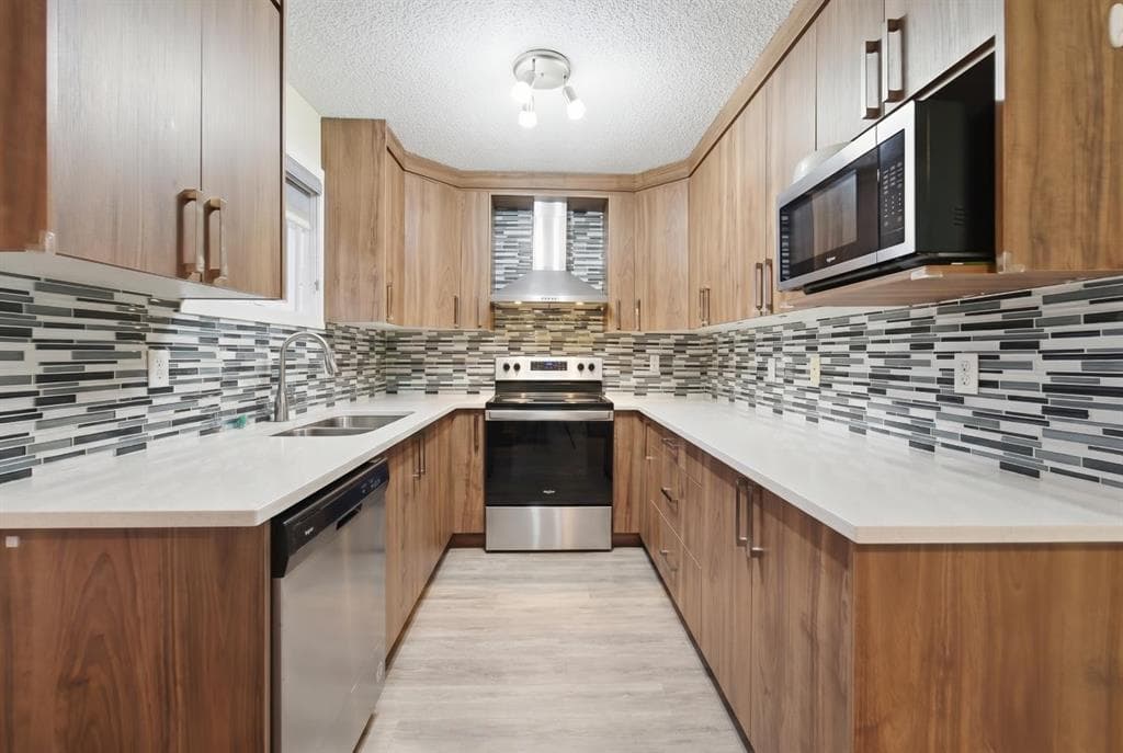 4-bed Semi-detached for sale at 53 Falchurch Road NE, Calgary