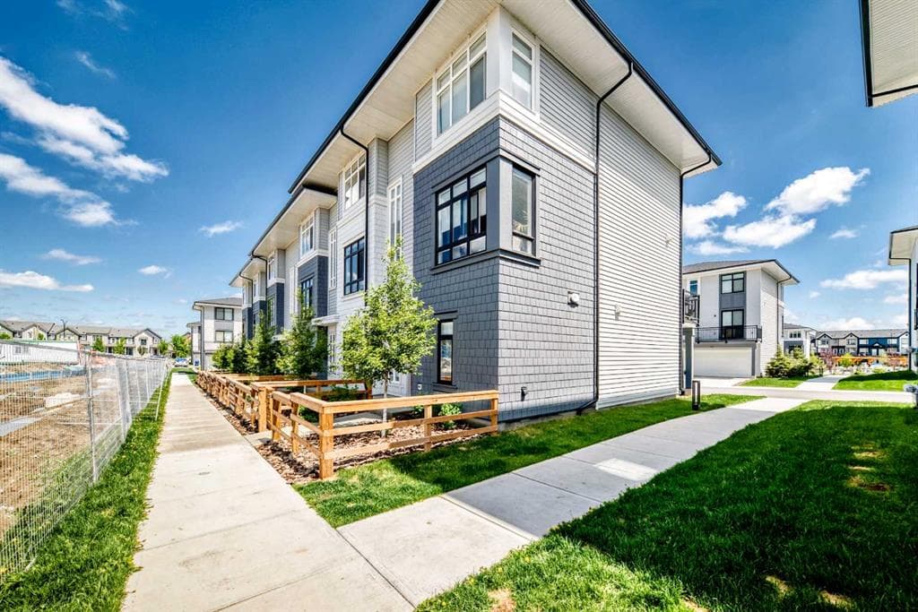 3-bed Townhouse for sale at 311, 857 Belmont Drive SW, Calgary