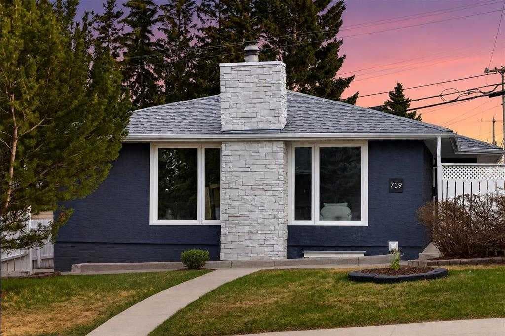 4-bed Detached for sale at 739 Sabrina Road SW, Calgary