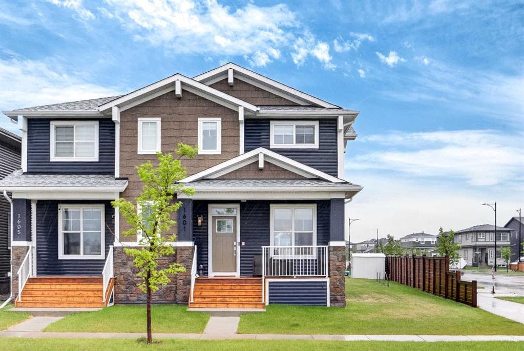 3-bed Semi-detached for sale at 1601 Chinook Gate Drive SW, Airdrie