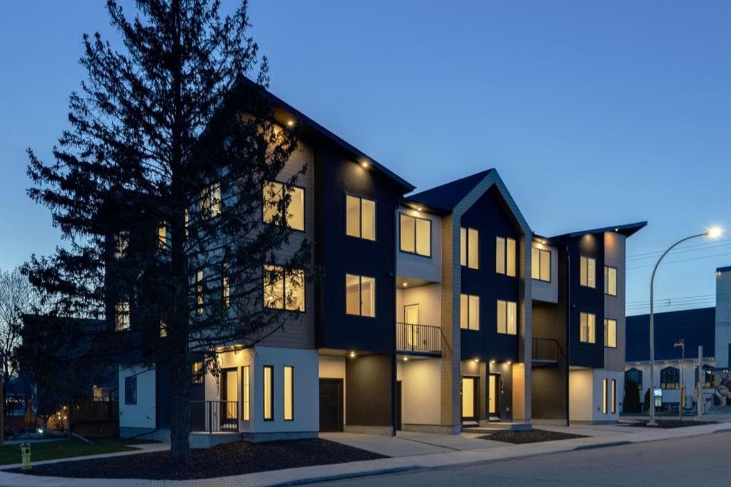 3-bed Townhouse for sale at 97 23 Street NW, Calgary