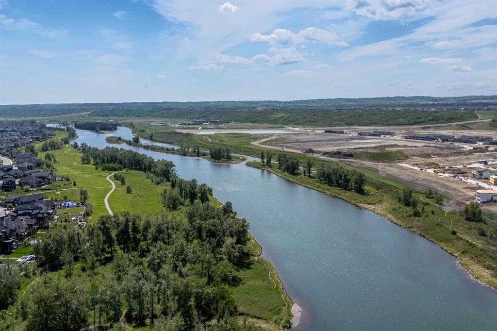 2-bed Apartment for sale at 405, 125 Wolf Hollow Crescent SE, Calgary