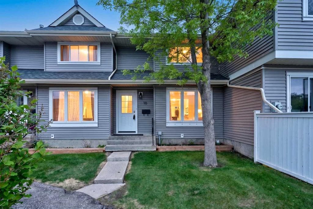 3-bed Townhouse for sale at 10 Falconer Terrace NE, Calgary