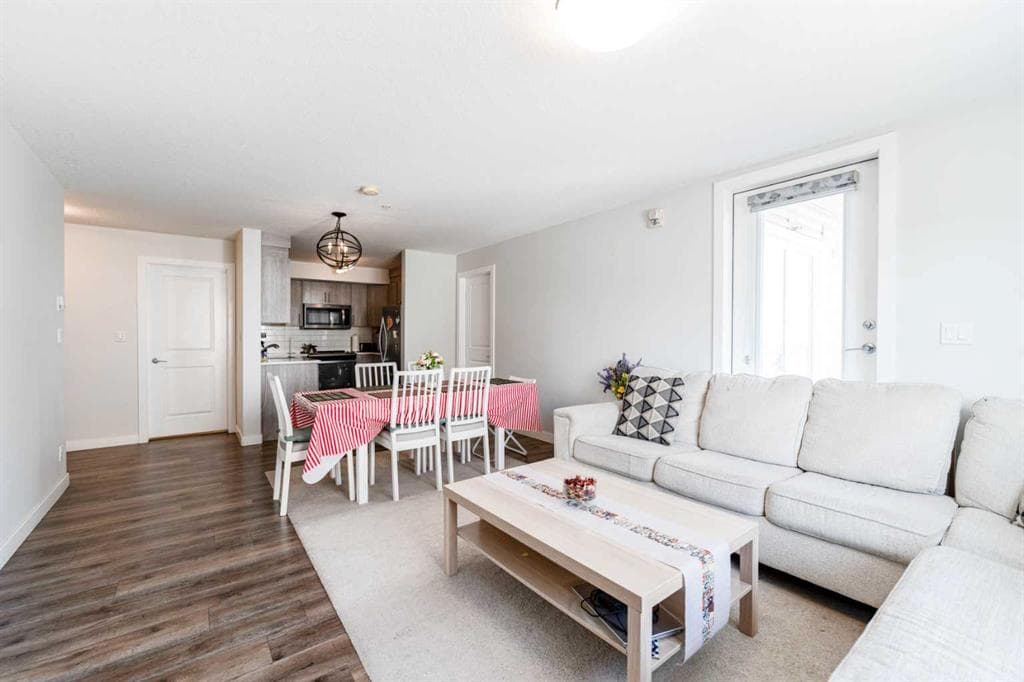 3-bed Apartment for sale at 3217, 6118 80 Avenue NE, Calgary