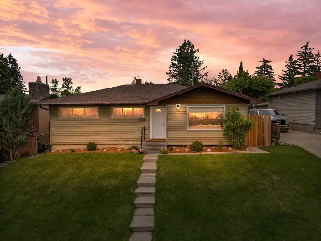 4-bed Detached for sale at 119 Ferncliff Crescent SE, Calgary