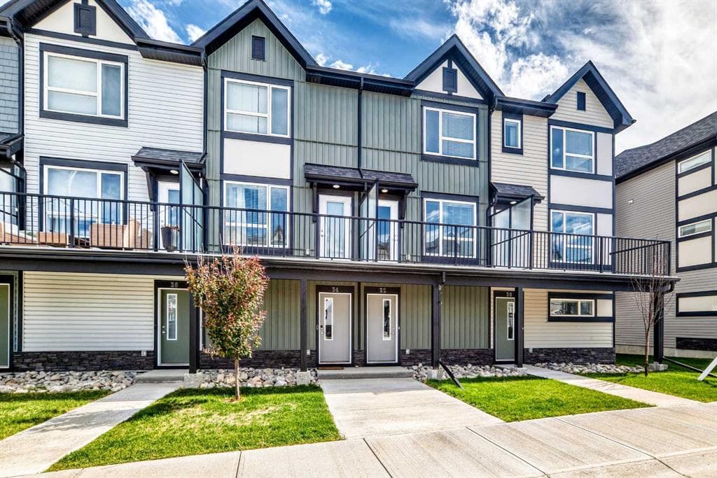 2-bed Townhouse for sale at 32 Evanscrest Park NW, Calgary