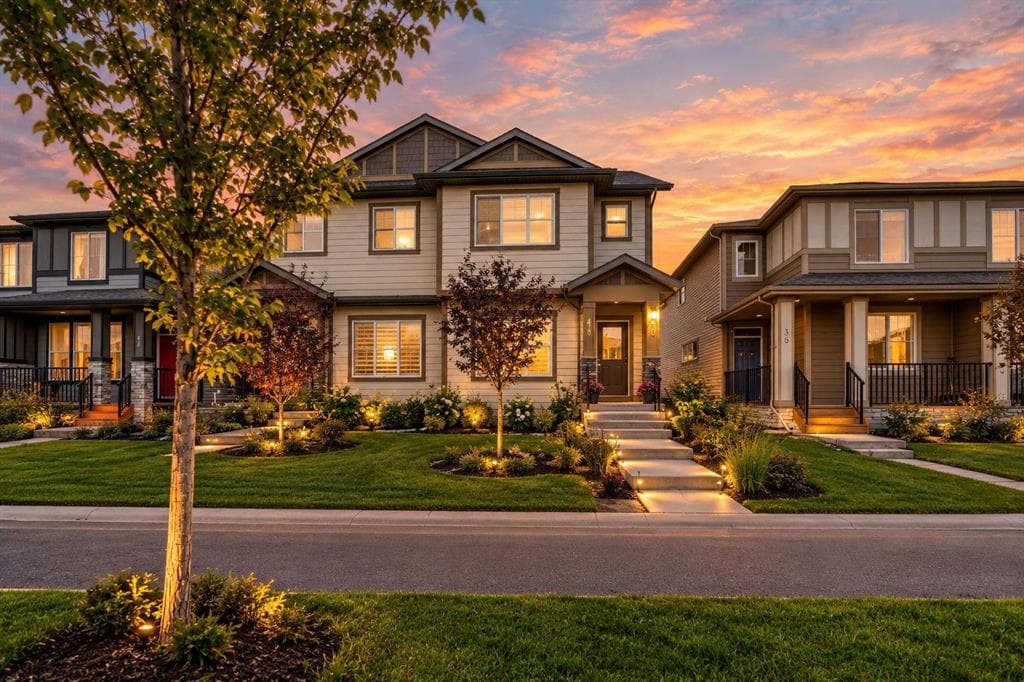 4-bed Semi-detached for sale at 40 Cornerbrook Gate NE, Calgary